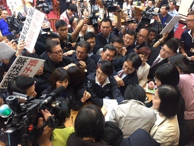 �������^(gu��)�����M(j��n)�h��(d��ng)��20���ͨ�^(gu��)��ǰհӋ(j��)�����ݰ������DƬ��(l��i)Դ���_(t��i)����(li��n)�ψ�(b��o)����