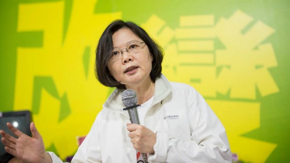 蔡英文政策滿意度多數(shù)低于3成 年輕人成最不滿一族 蔡英文政策滿意度多數(shù)低于3成 年輕人成最不滿一族