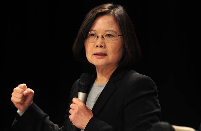 ��Ӣ����ɰ�"����"�f �_�W(xu��)�߆�:���}����"���Ķ���"