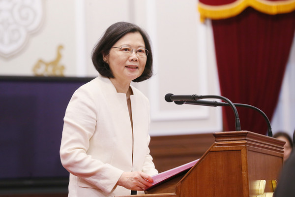 ��Ӣ���B��֮·���������{(di��o)�󔡹��_(t��i)�