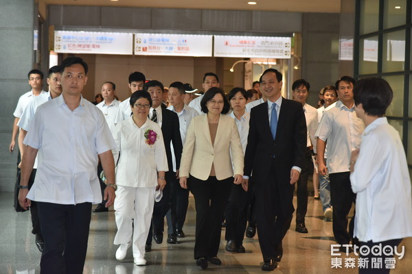 ��Ӣ�Ĉ�(zh��)��һ���� �±����L(zh��ng)������������������