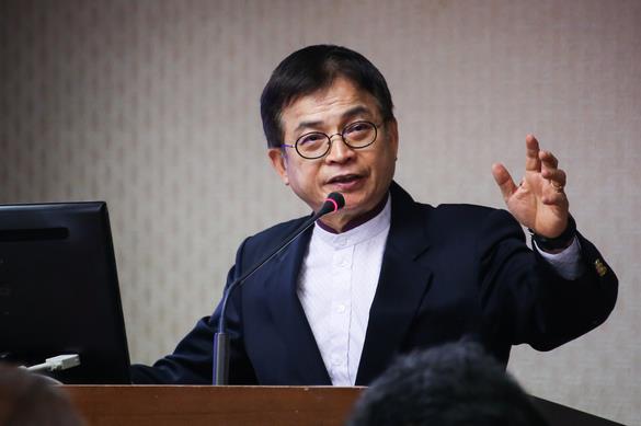 賴士葆:“同性婚姻釋憲案” 猶如對臺灣投入超級核彈 賴士葆:“同性婚姻釋憲案” 猶如對臺灣投入超級核彈