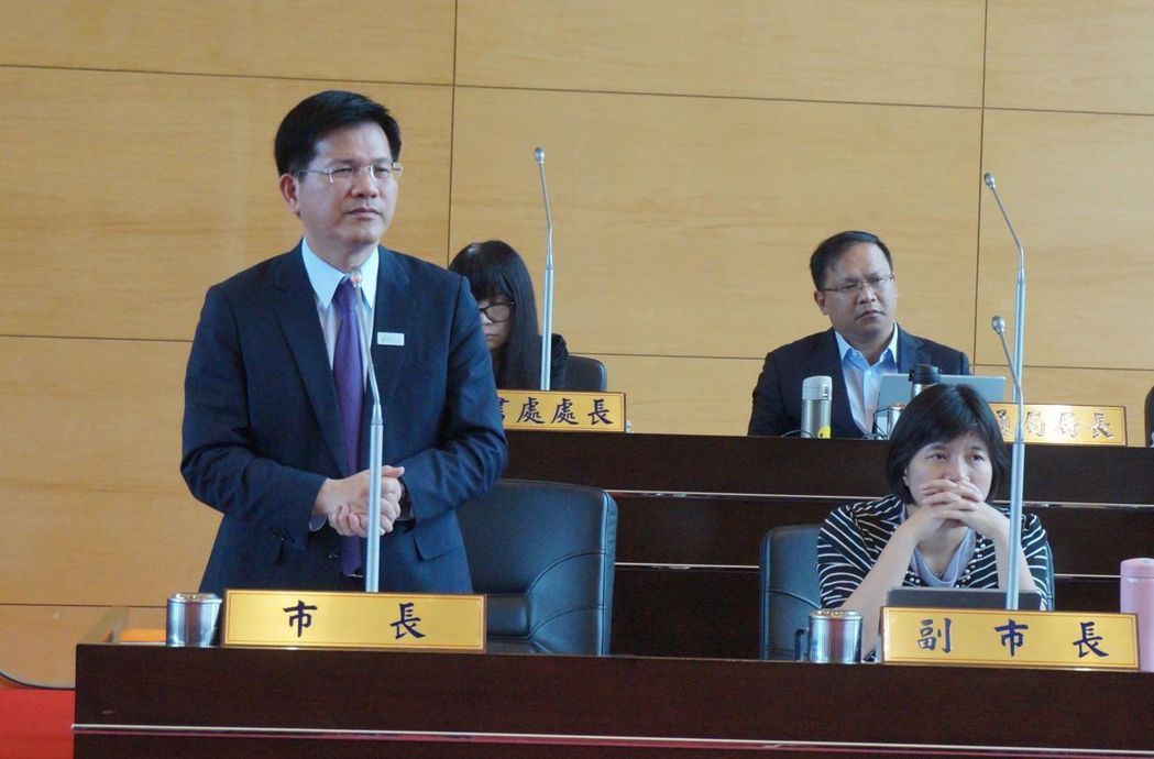 蔡英文愛(ài)將林佳龍被拱取而代之:萬(wàn)一蔡不行就要出來(lái)選 蔡英文愛(ài)將林佳龍被拱取而代之:萬(wàn)一蔡不行就要出來(lái)選