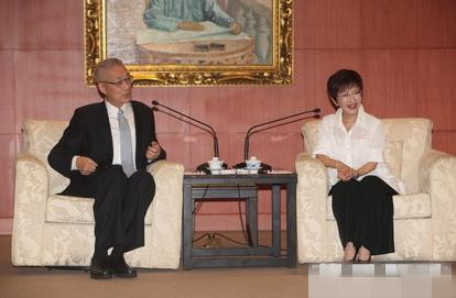 �Ǻ齩���н�!��(gu��)���h"ȫ����(hu��)"820�_��ί�x�e����9��