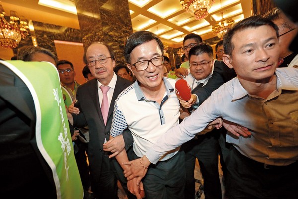 �ˮ�����Ӣ�ı�����t(y��)�����N���ػ\�c���P(gu��n)�I�ڴ�