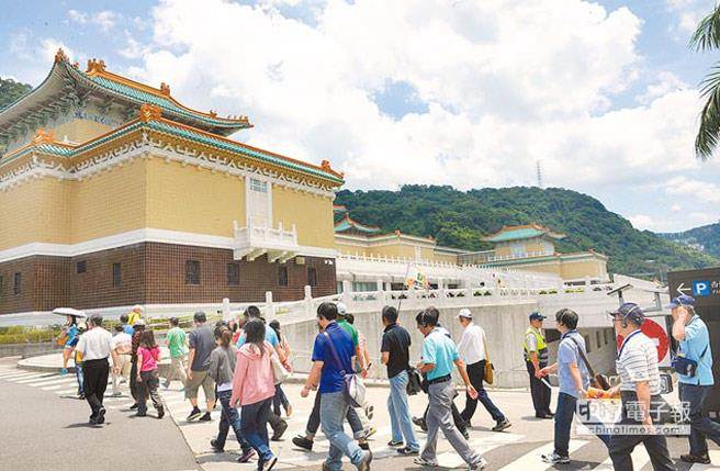 臺(tái)媒:切割中華文化 臺(tái)北故宮就失去靈魂 臺(tái)媒:切割中華文化 臺(tái)北故宮就失去靈魂