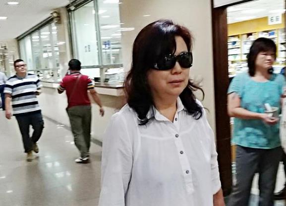 兩蔣日記歸屬權(quán)存爭議 蔣經(jīng)國兒媳淚泣法庭 兩蔣日記歸屬權(quán)存爭議 蔣經(jīng)國兒媳淚泣法庭