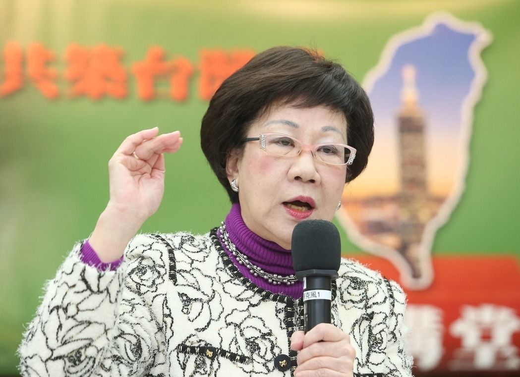 呂秀蓮質(zhì)問蔡英文:為何不針對“一例一休”向大家道歉 呂秀蓮質(zhì)問蔡英文:為何不針對“一例一休”向大家道歉