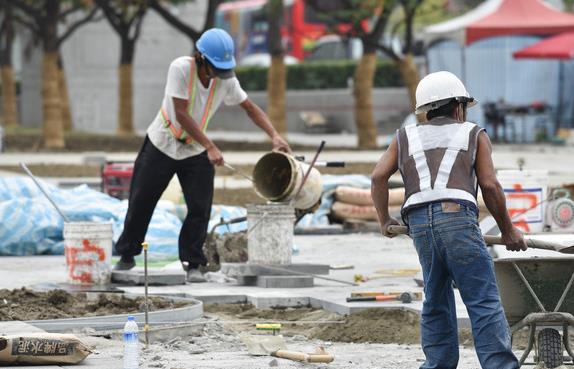 ý�w�˺�Ԓ��Ӣ�ģ��ڱ������Ʈa(ch��n)�����ĸ��Ǻ�ԭ����