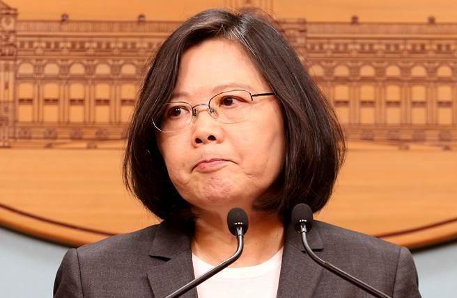 民眾對民進黨好感度剩2成8"臺獨"大佬警告綠營有危險 民眾對民進黨好感度剩2成8"臺獨"大佬警告綠營有危險