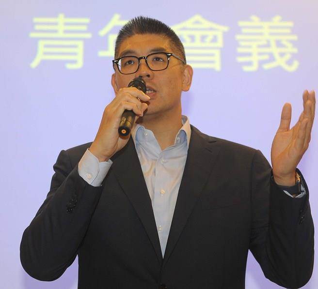 連勝文痛心國民黨一年花10個(gè)月選舉內(nèi)耗:應(yīng)嚴(yán)厲檢討 連勝文痛心國民黨一年花10個(gè)月選舉內(nèi)耗:應(yīng)嚴(yán)厲檢討