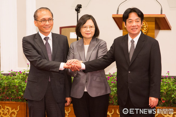 ه(l��i)��¾S���c��Ӣ��ÿ��һ��(hu��) ��(zh��)���Q�߅f(xi��)�{(di��o)��(hu��)�h��ͣ���_(k��i)