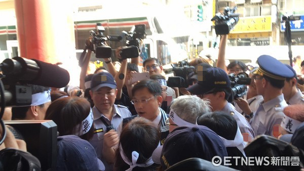 �����h���з��ر��鳭 �h���M���ˉ������·�l