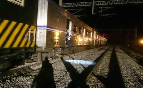 臺鐵同節(jié)車廂半天內(nèi)兩次出軌 臺鐵同節(jié)車廂半天內(nèi)兩次出軌