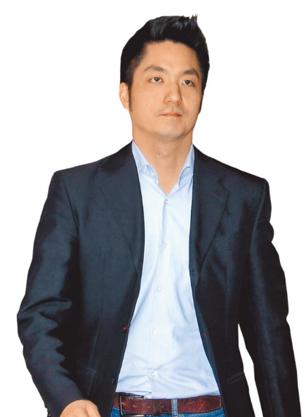 蔣介石曾孫力阻民進(jìn)黨一戰(zhàn)成名 被封臺(tái)灣勞權(quán)代言人 蔣介石曾孫力阻民進(jìn)黨一戰(zhàn)成名 被封臺(tái)灣勞權(quán)代言人