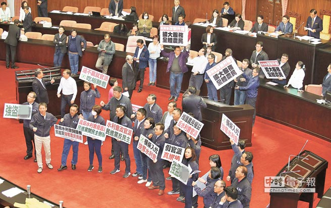 �G�I����ͨ�^�r(n��ng)��ˮ�����Ĺ��ɲݰ� �{�Iŭ�Z"���I"