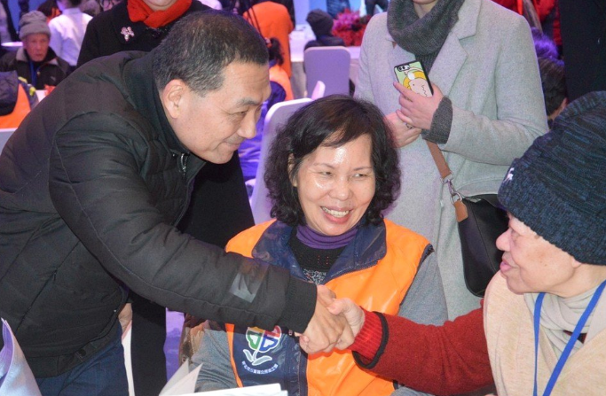 侯友宜被問何時(shí)宣布選新北 笑答:人生備戰(zhàn)不畏戰(zhàn) 侯友宜被問何時(shí)宣布選新北 笑答:人生備戰(zhàn)不畏戰(zhàn)