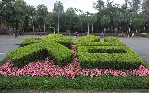 �_(t��i)��D