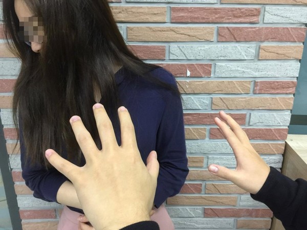 ʿ���e�Q����ɫ�����p�� ��Ů��������������\(y��n)