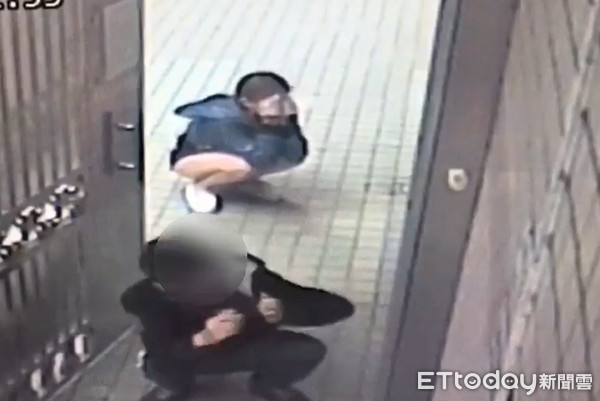 ��ѝ��������ˮ�����������䵽����Ę�ϡ�2�˶׵ر��^���I