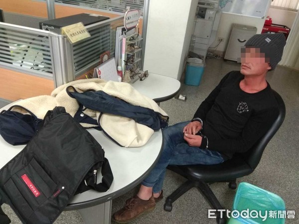 ���շ���������ֻ���ٿ�һ������Ů�����Q�Бِ�(��i)�ĸ��X(ju��)�����DƬ��(l��i)Դ�����|ɭ���ơ���