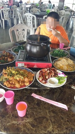 女友約會(huì)總帶弟弟同行 原因竟是“兩人不好點(diǎn)餐” 女友約會(huì)總帶弟弟同行 原因竟是“兩人不好點(diǎn)餐”