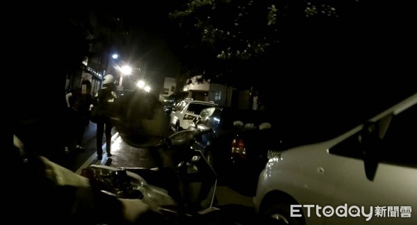 ʷ������󋌶׵���ʺ����һ�뾹ץ�����һ�硱��Ů��