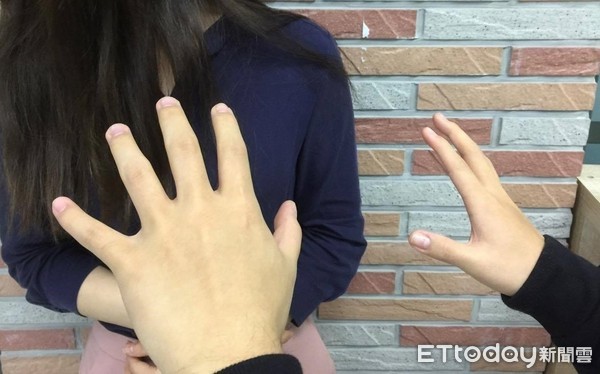 ��Ů�����H�u������������߅�����׌������