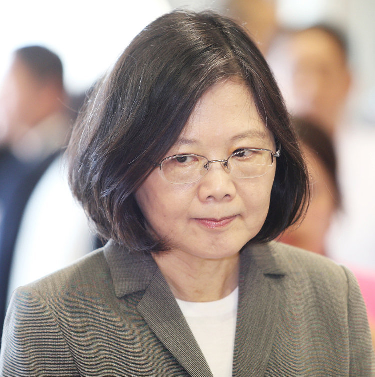 ���{(l��n)ί���^ʳ���������_��Ҳԇ�^�ˣ���Ӣ�ĸ�����������