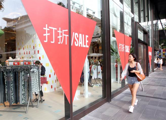 �u��(n��i)�񱊌���(j��ng)��ǰ���ڴ�δ���Ӣ�ĽӰ���D(zhu��n)