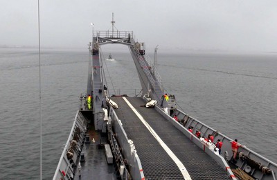 臺軍艦完成援菲任務(wù)菲媒稱“患難見真情”