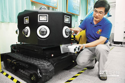 臺學(xué)者將軍用機(jī)器人轉(zhuǎn)型民生用途服務(wù)危險(xiǎn)行業(yè) 臺學(xué)者將軍用機(jī)器人轉(zhuǎn)型民生用途服務(wù)危險(xiǎn)行業(yè)