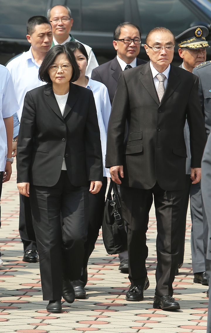 ��Ӣ�����T����