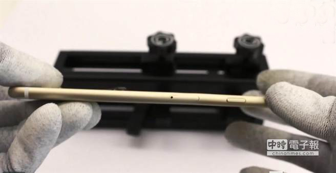 ����Ť��(d��ng)�Ϸ��{(di��o)���ݽz��iPhone��߅ʩ������һ��(hu��)����iPhone 6��׃ֱ��