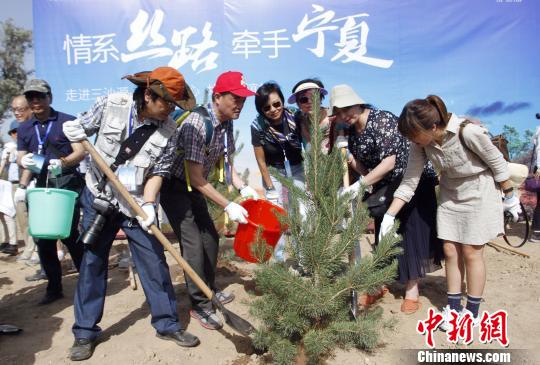 "��ϵ�z·�����֌���" �ɰ���ʿ��ֲ�Ļ�(li��n)�x��(�D)