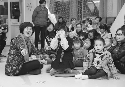 兩岸陽光故事家族:把故事說演給你聽(圖) 兩岸陽光故事家族:把故事說演給你聽(圖)