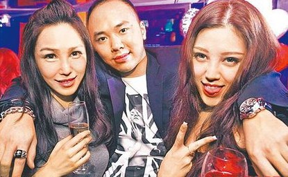 �c������ħ�Ԑ�Ƭ����Ů����δ���ӑӆ���@��