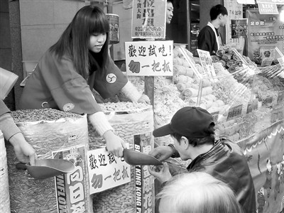 臺北迪化年貨大街:琳瑯滿目 建筑各具特色