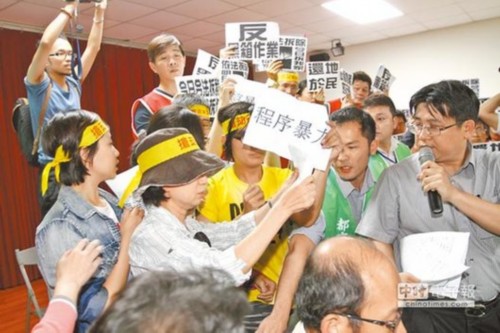 ��(qu��n)�����ģ������F�|���Ծȕ�(hu��)����頎(zh��ng)ȡ�����(qu��n)�����挦(du��)���l(f��)�־��L(zh��ng)�����ޣ���һ�����f(shu��)�����J(r��n)�����и��������������Ļ͔z��