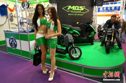 �_�����ĺ�һ��܇չ �C܇��Ů�Ը����