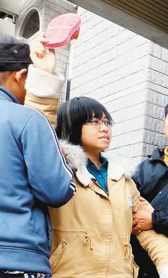 臺女大學(xué)生向江宜樺扔鞋被判罰5千元提抗告被駁回