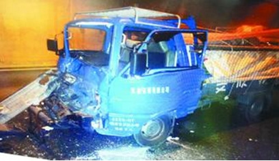 司機(jī)來不及煞車臺(tái)灣一隧道內(nèi)發(fā)生四車連撞事故