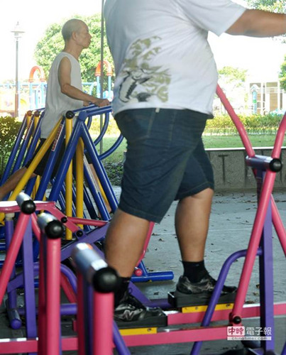 �_(t��i)���˷����(l��i)�ͣ��ж�ơ�ƶ�Ů������ӷ�[