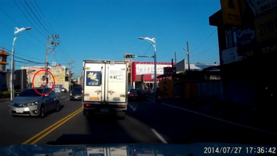 ��ͯ��܇픶��L(f��ng)2/3���w���촰��܇�����P��