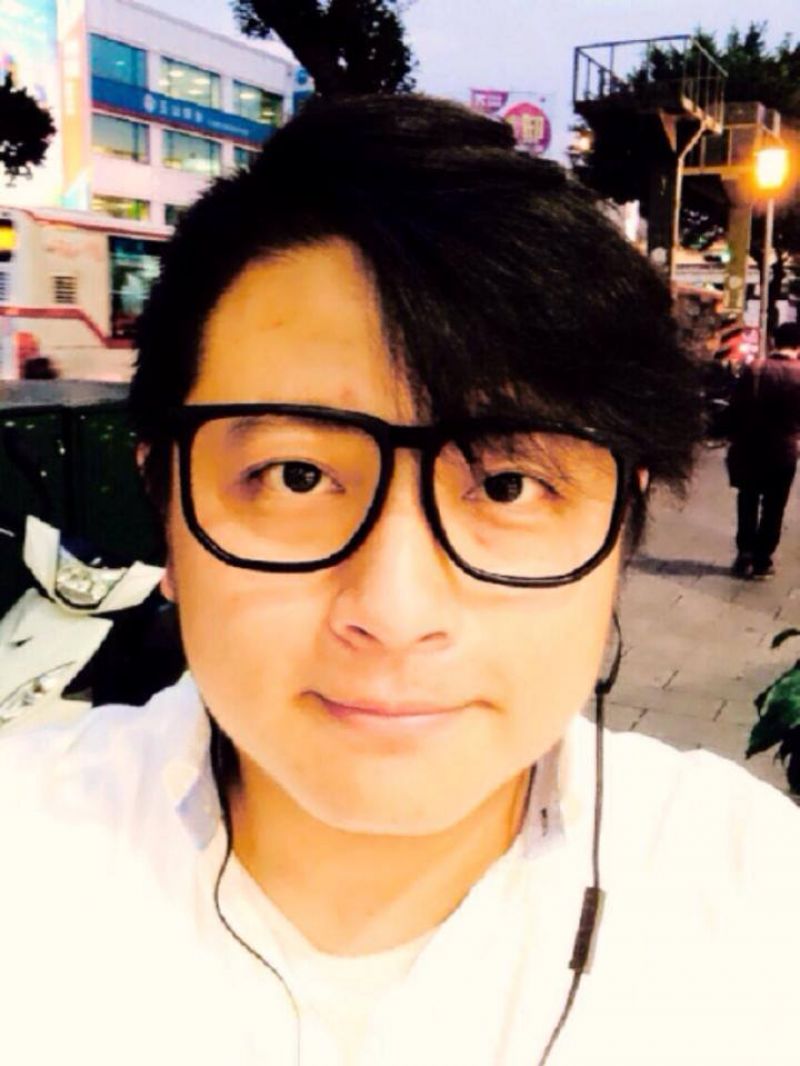 ���_���a(b��)�̽�{��֮�Q��Ӣ���������x�������ϫC�G���״�