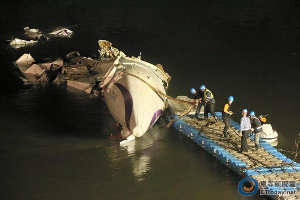 救援現(xiàn)場 救援現(xiàn)場