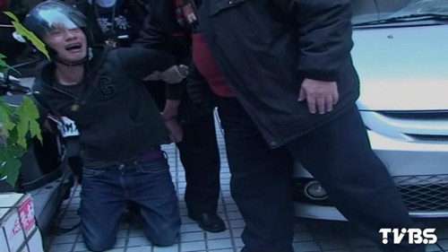 “我法律系的啦”落網(wǎng)毒販背法條刁難刑警(圖)