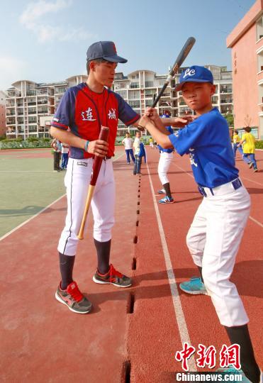 һ��(g��)�_(t��i)��С��İ���֮·(�D)