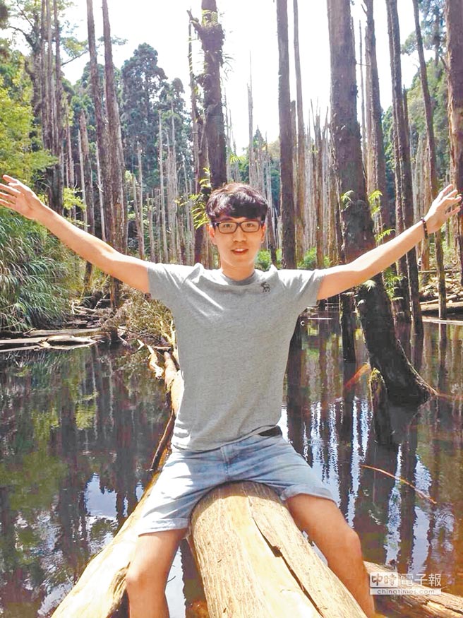 八仙塵爆一名受傷大學(xué)生腦死亡 捐贈(zèng)器官幫助10余人 八仙塵爆一名受傷大學(xué)生腦死亡 捐贈(zèng)器官幫助10余人