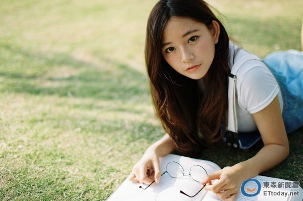 臺灣成功大學氣質(zhì)正妹網(wǎng)絡爆紅:人美又會念書 臺灣成功大學氣質(zhì)正妹網(wǎng)絡爆紅:人美又會念書